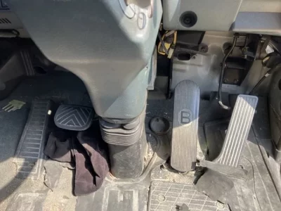 Nissan TRUCK