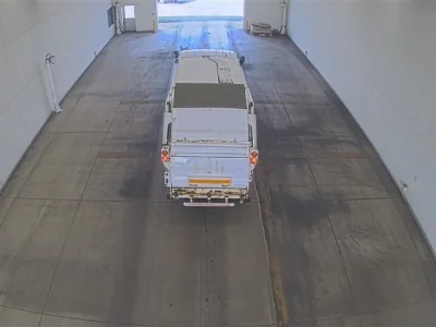 Nissan TRUCK