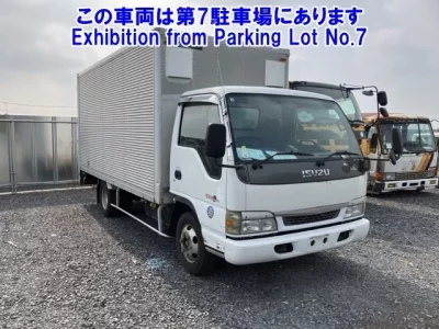 Isuzu ELF