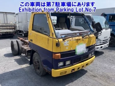 Isuzu ELF