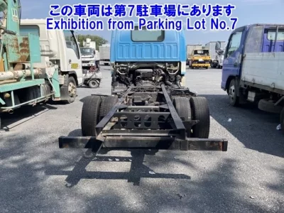 Isuzu TRUCK