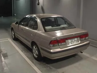 Nissan SUNNY