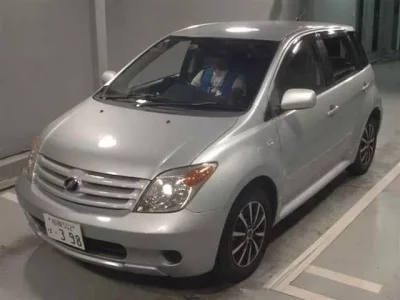 Toyota IST