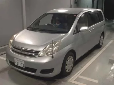 Toyota ISIS