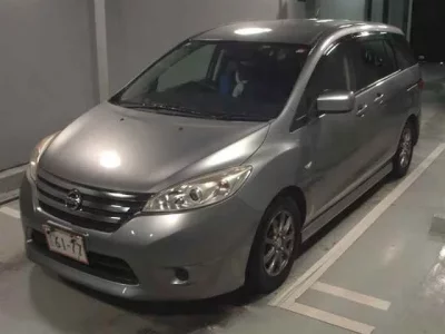 Nissan LAFESTA
