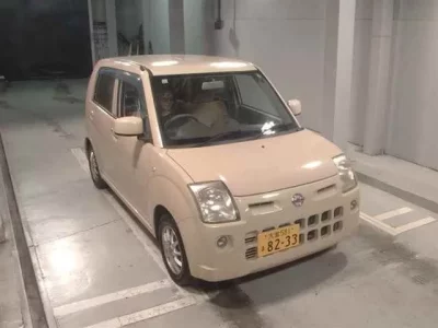 Nissan PINO