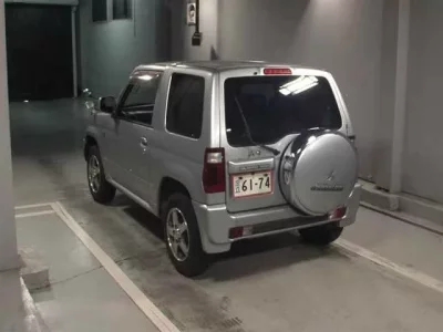 Mitsubishi PAJERO MINI
