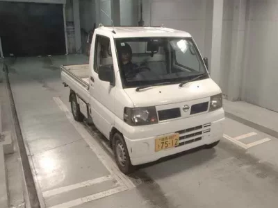 Nissan CLIPPER TRUCK