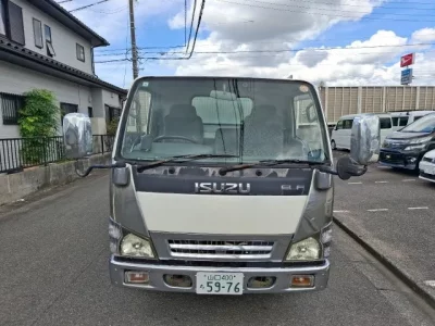 Isuzu ELF