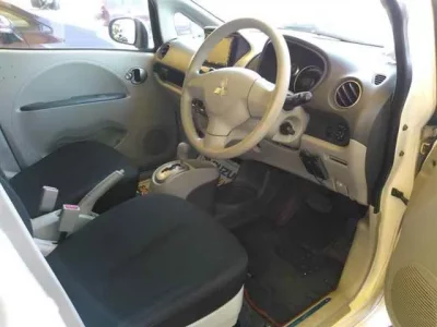 Mitsubishi I