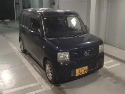 Toyota PIXIS SPACE