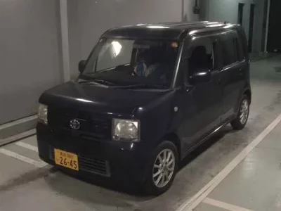 Toyota PIXIS SPACE