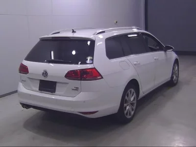 Volkswagen GOLF VARIANT