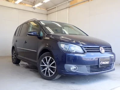Volkswagen GOLF TOURAN