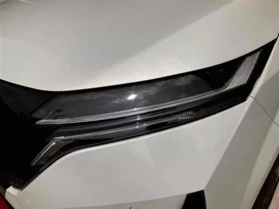 Nissan AURA