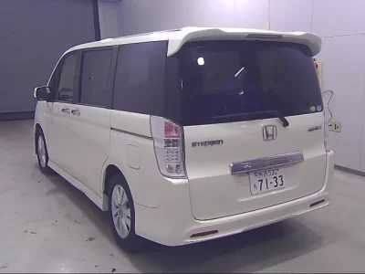 Honda STEP WAGON