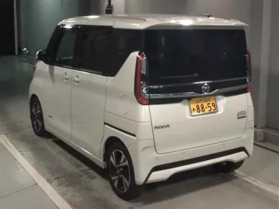 Nissan ROOX