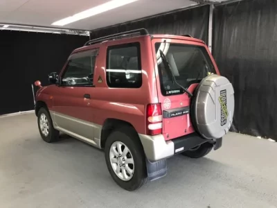 Mitsubishi PAJERO MINI