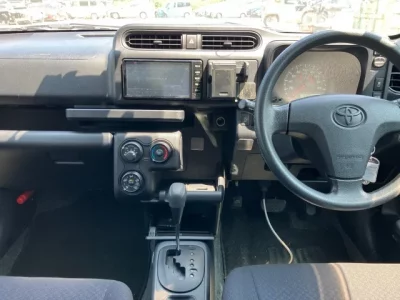 Toyota SUCCEED
