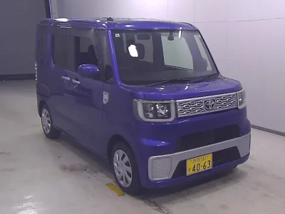 Toyota PIXIS MEGA