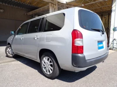 Toyota SUCCEED