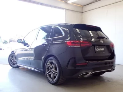Mercedes-Benz B CLASS