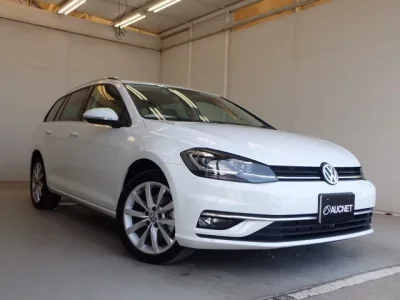 Volkswagen GOLF VARIANT