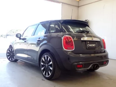 BMW MINI