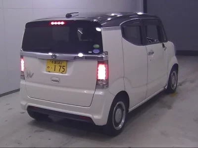 Honda N BOX SLASH