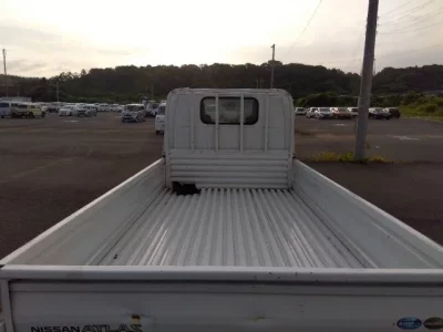 Nissan ATLAS