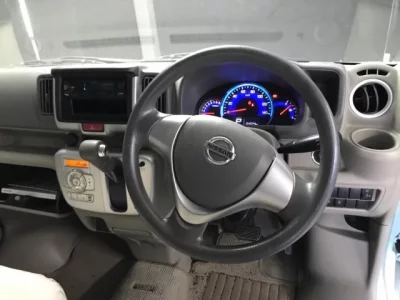 Nissan CLIPPER RIO