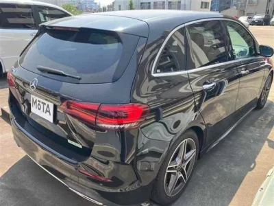 Mercedes-Benz B CLASS