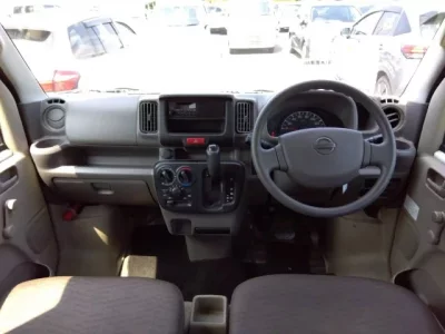 Nissan CLIPPER VAN