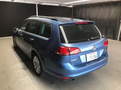 Volkswagen GOLF VARIANT