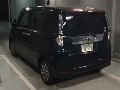 Toyota TANK
