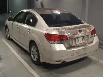 Subaru LEGACY B4