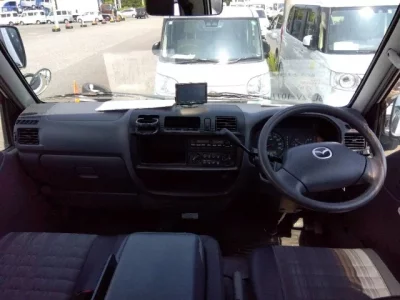 Mazda BONGO VAN