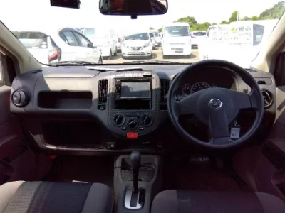 Nissan AD