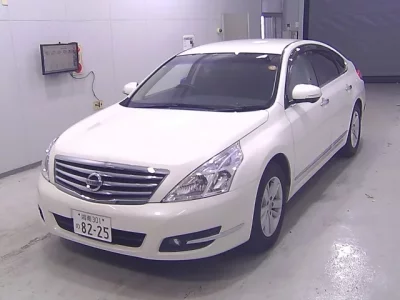 Nissan TEANA