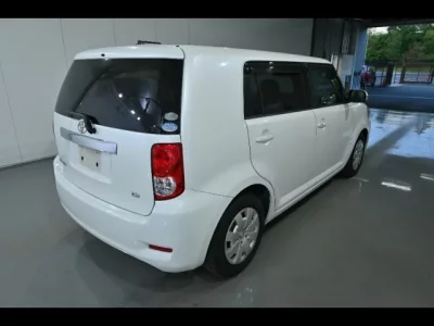 Toyota COROLLA RUMION