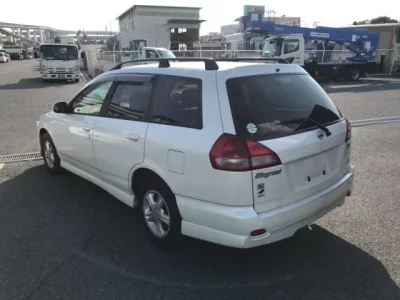 Nissan WINGROAD