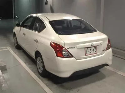 Nissan TIIDA LATIO