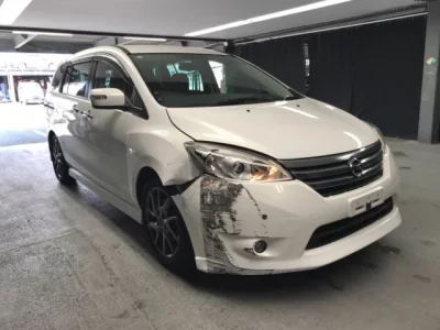 Nissan LAFESTA