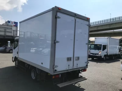 Nissan ATLAS