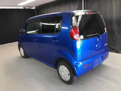 Suzuki MRWAGON