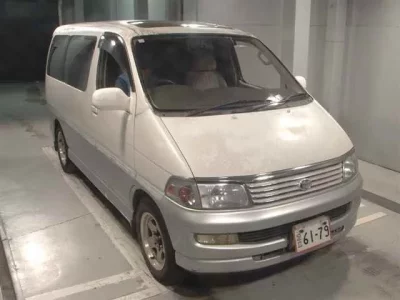 Toyota HIACE REGIUS