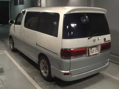 Toyota HIACE REGIUS