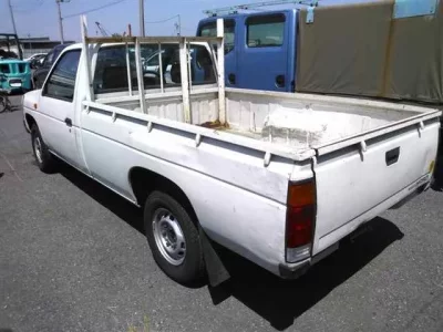 Nissan DATSUN PICKUP