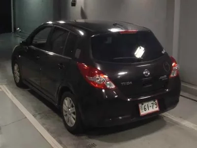 Nissan TIIDA