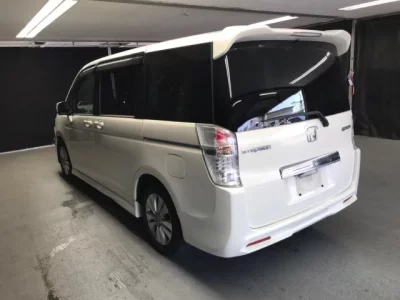 Honda STEP WAGON